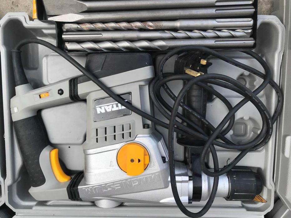 Перфоратор, дриль ударний, SDS MAX TITAN TTB571SDS з Англії