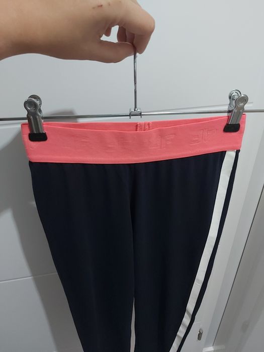 LEGGINSY Dziewczęce 4F sportowe GETRY 158 cm.