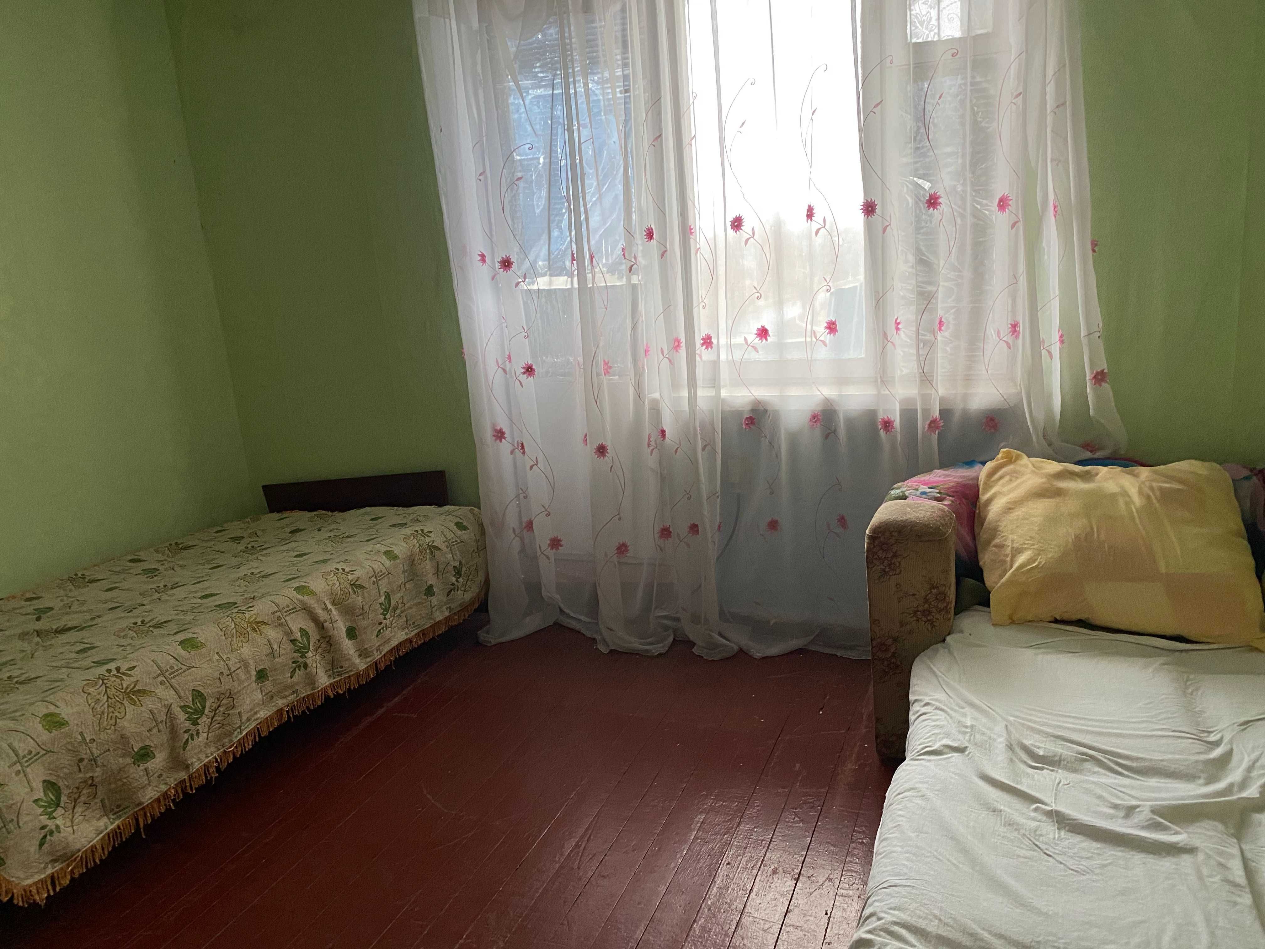 Продам квартиру біля моря в хорошому житловому стані в селі Курортне