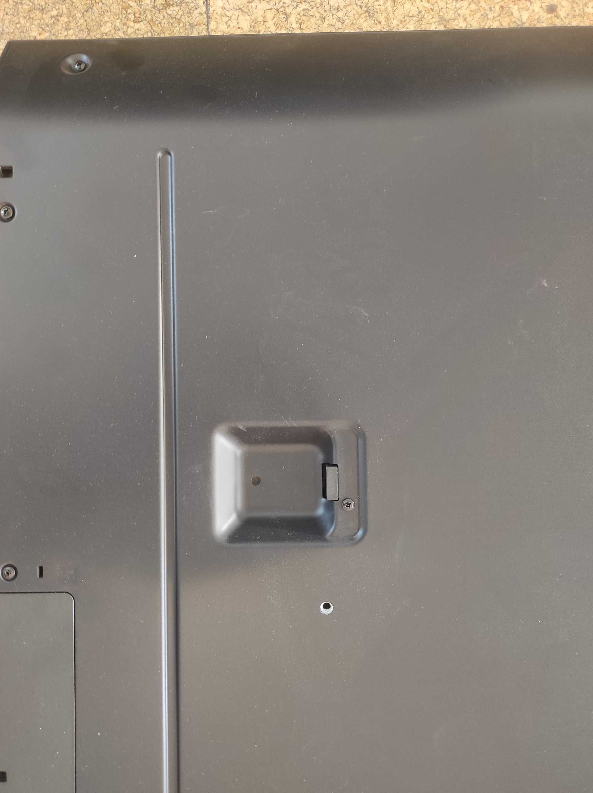 Tv LG 43NANO7560C para peças. Ecrã partido