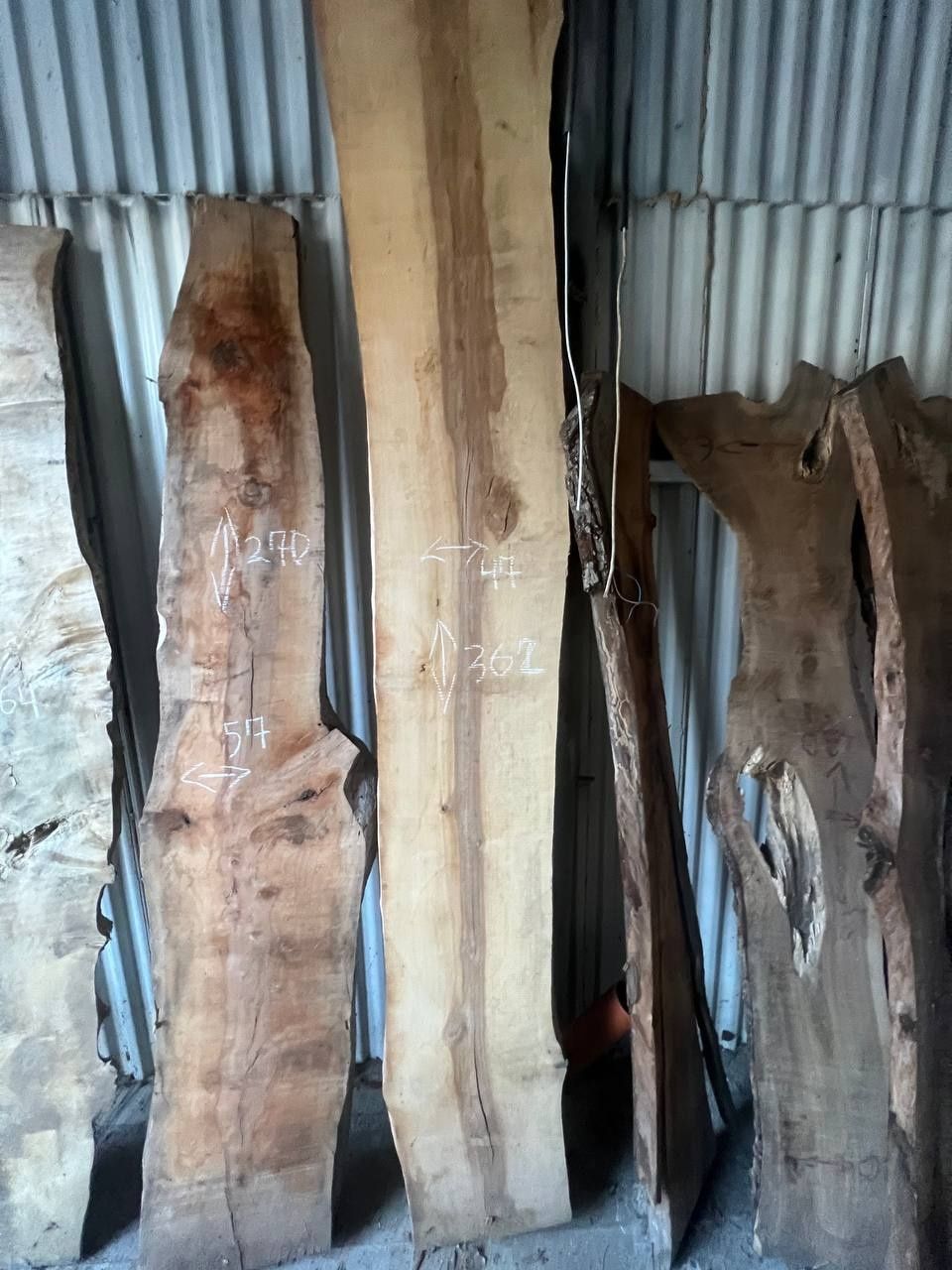 Продам слеби клён груза,орех,каштан, берёза,липа .