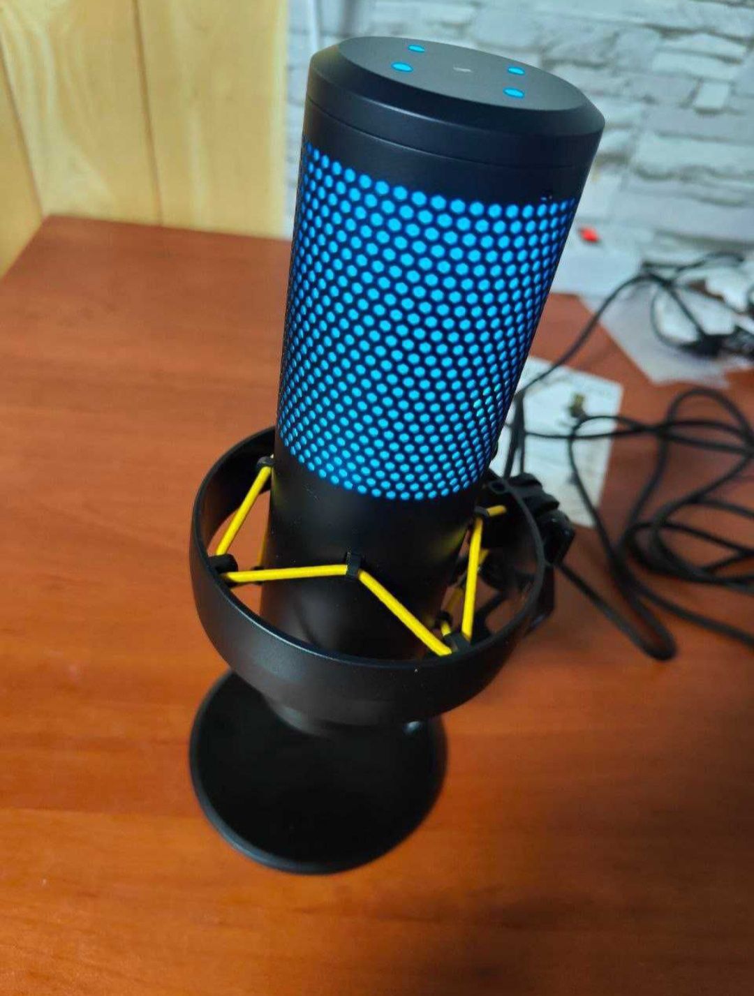 Студийный микрофон Hator Dreamcast RGB (аналог HyperX QuadCast S)