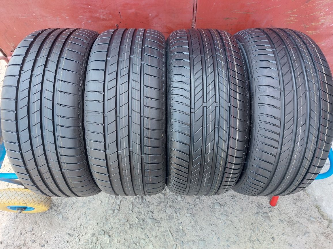 225/45/17 R17 Bridgestone Turanza T005 4шт ціна за 1шт літо шини