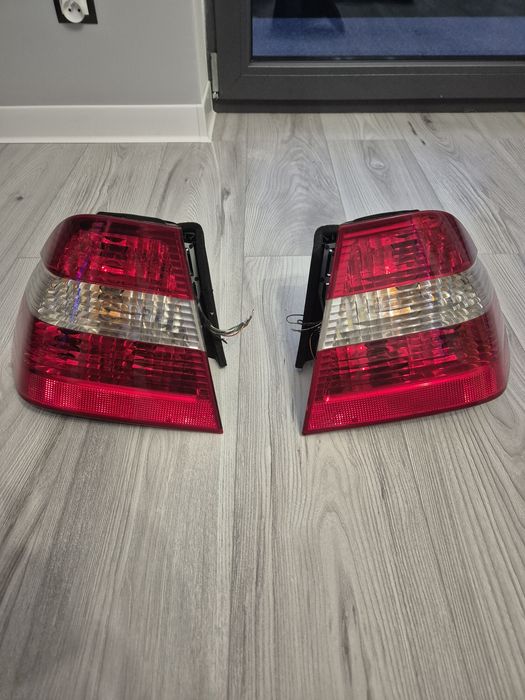 Lampa tylna bmw e46 sedan Prawa
