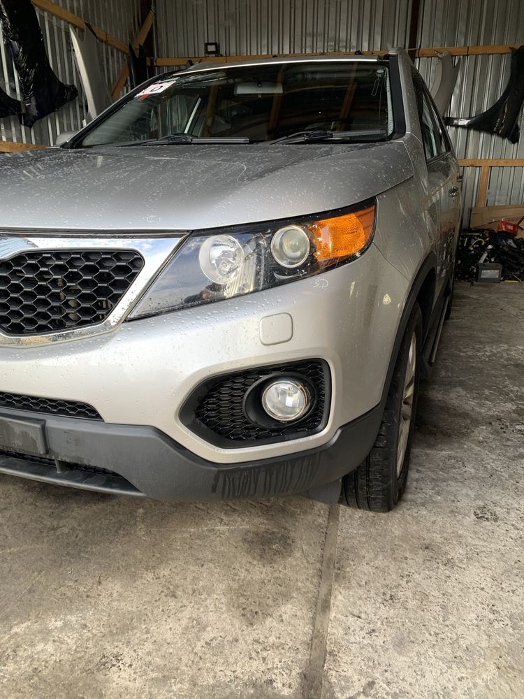 Авторозборка Kia Sorento Передні фари 2009-2014