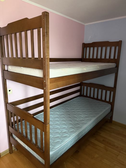Ліжко двоповерхове