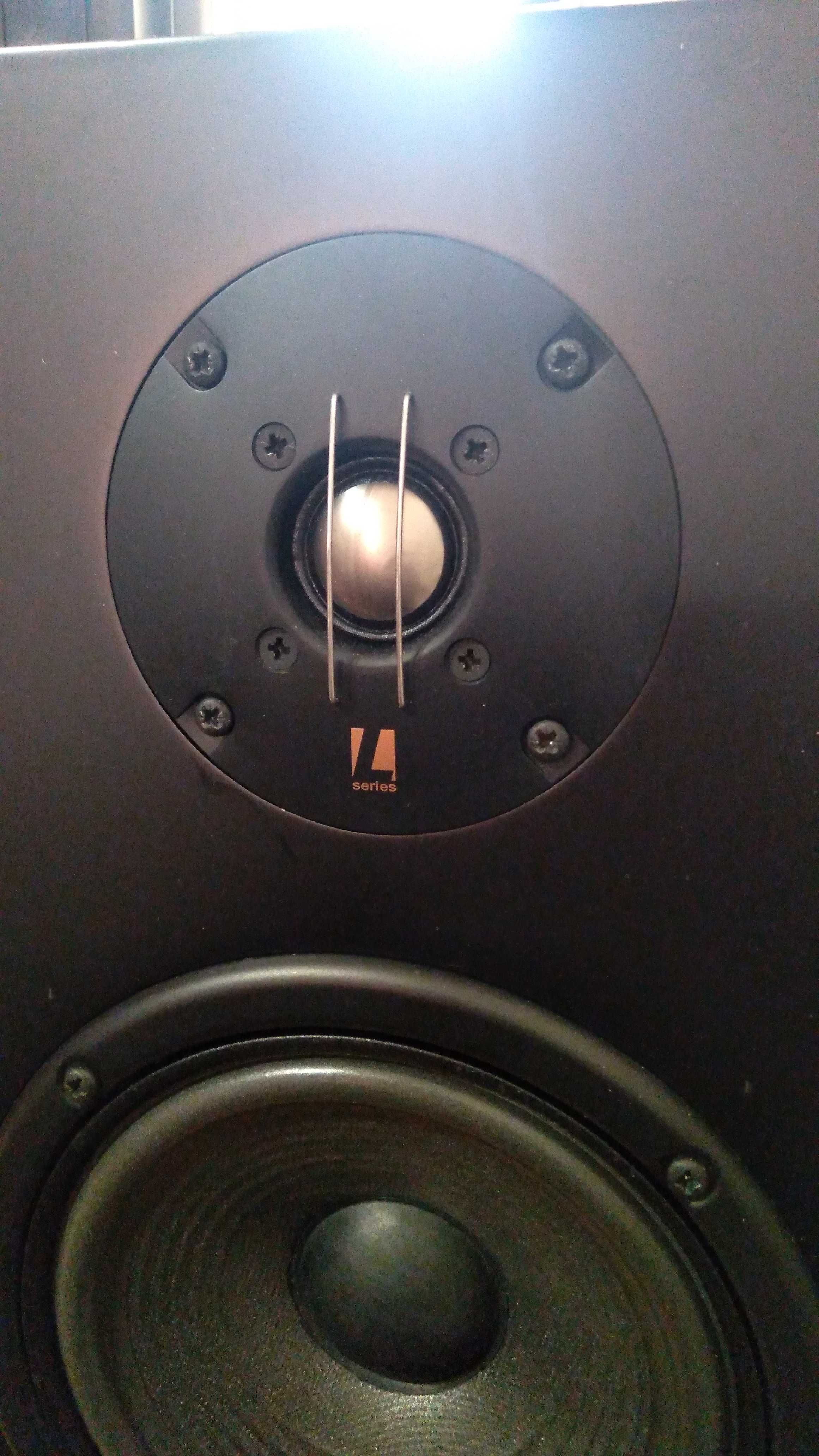 акустична система JBL L6