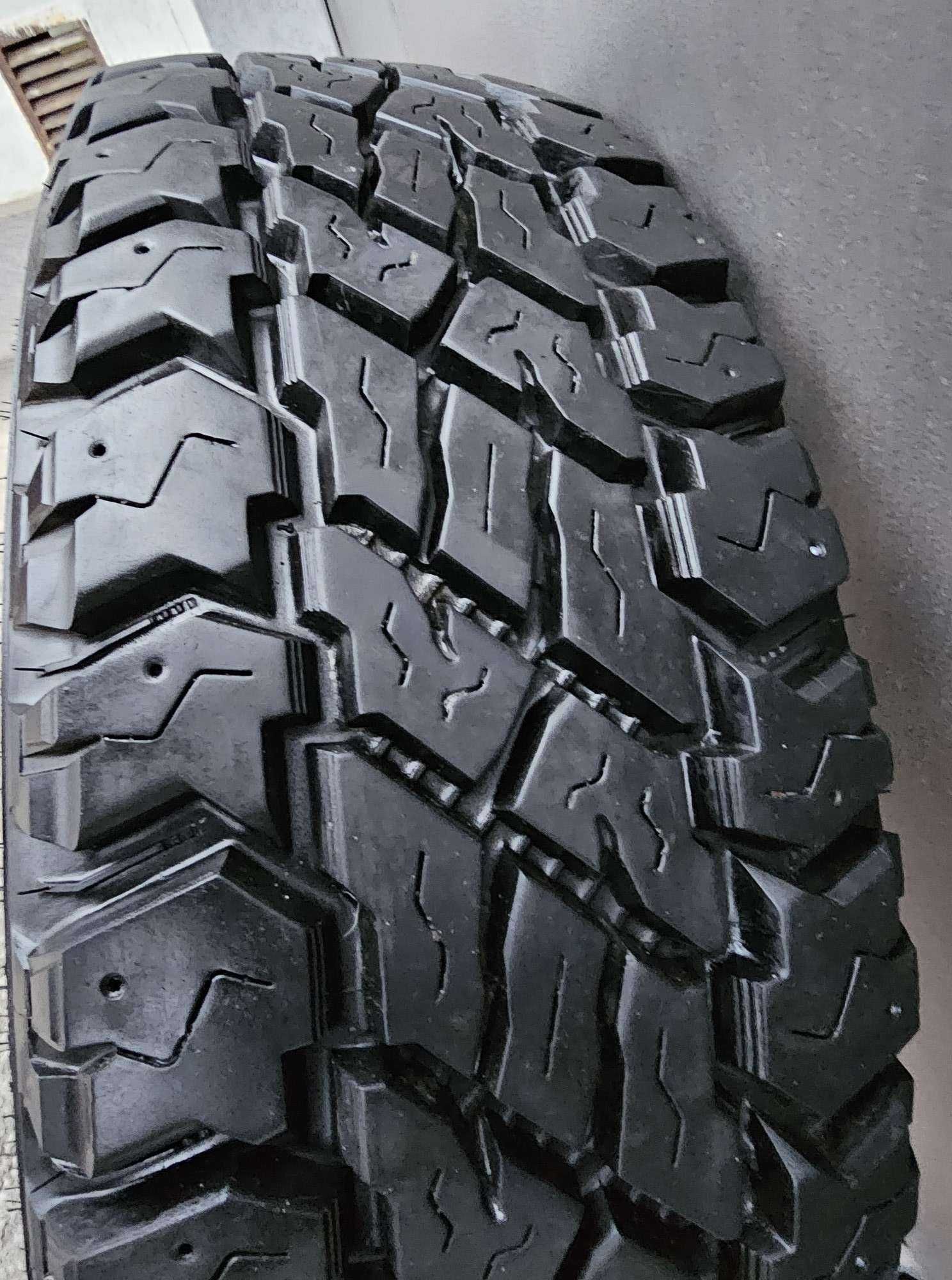 Шина Cooper Discoverer S/T  265/75 R16, запаска 1 шт