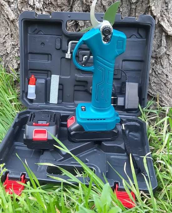 Акумуляторні садові ножиці  садовий секатор 24V  2 акумулятори
