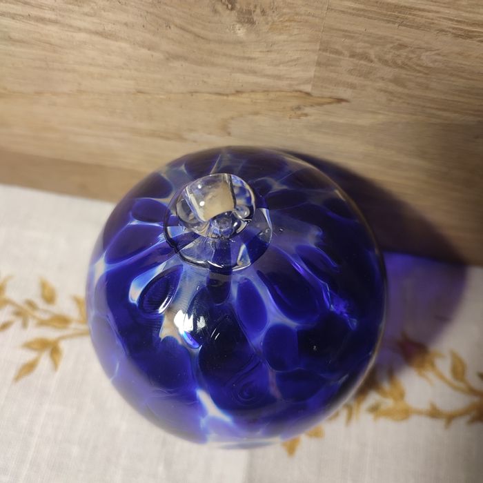 Śliczna szklana babka