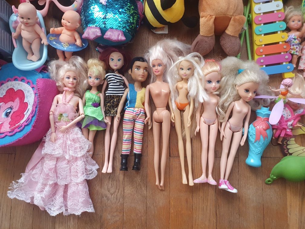 Куклы Barbie, Moxie girlz MGA, Qatar airways