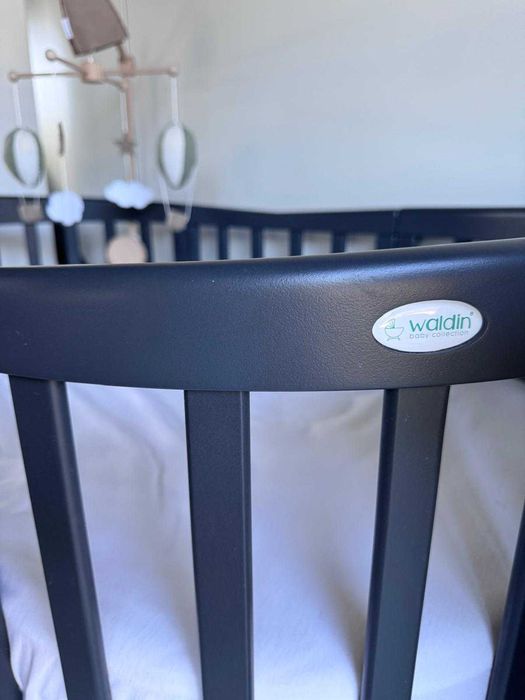 Owalne łóżeczko 7w1 z materacem - Grafitowe WALDIN + materac