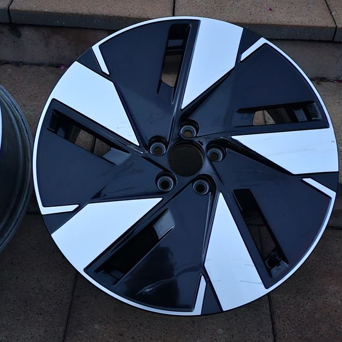 Felga 19cali 5x108 7.5j et50.5 oryginal Volvo xc40 xc60