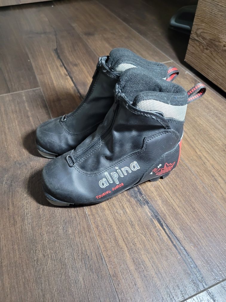 Dziecece Buty do nart biegowych alpina t5jr eur32  wiązania nnn