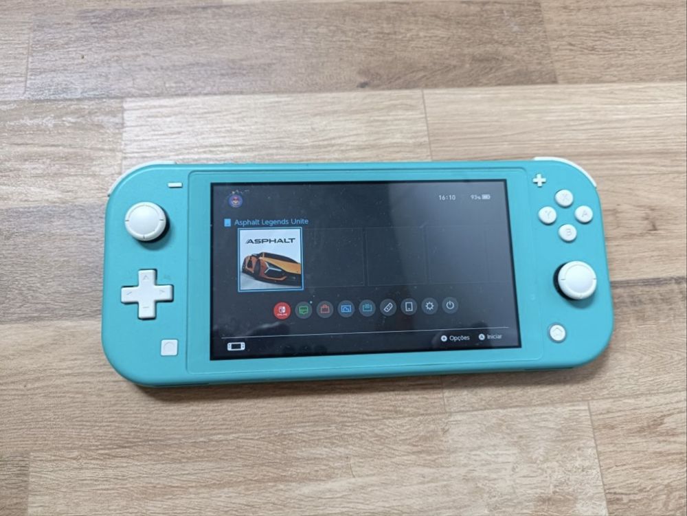 Vendo Nintendo Switch lite