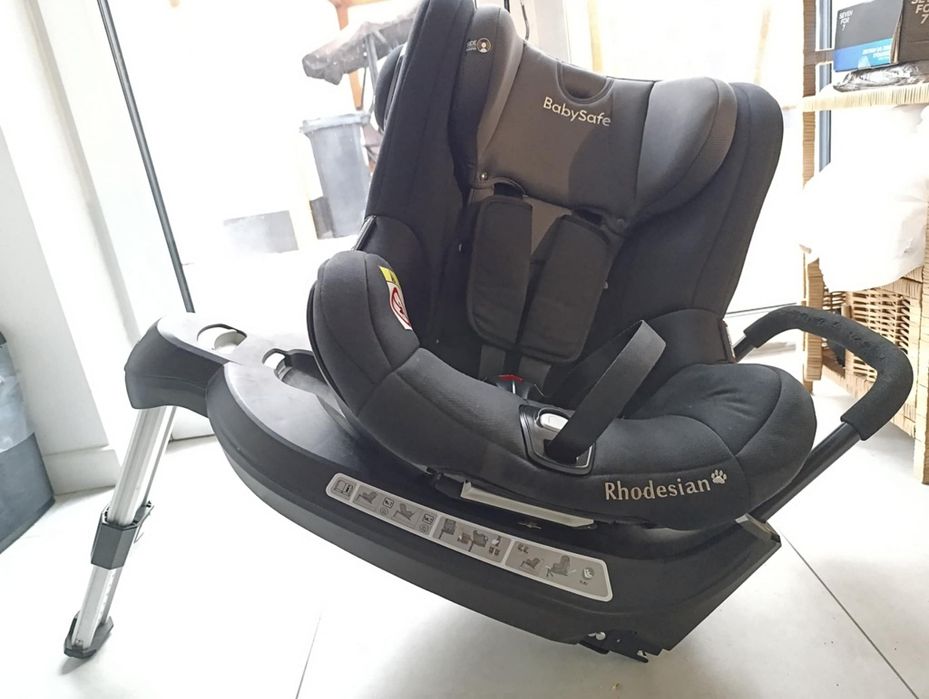 Fotelik samochodowy 360° BabySafe