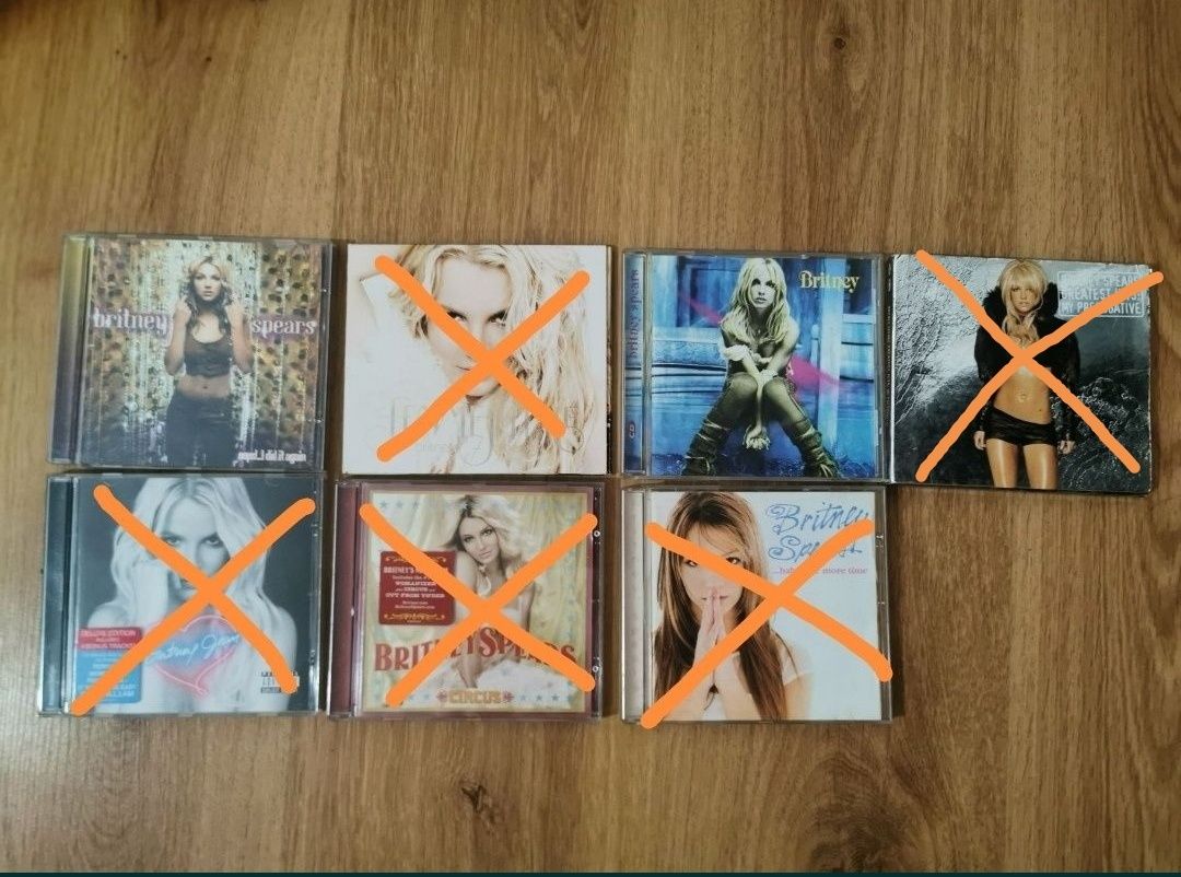 Vendo cd's Britney spears