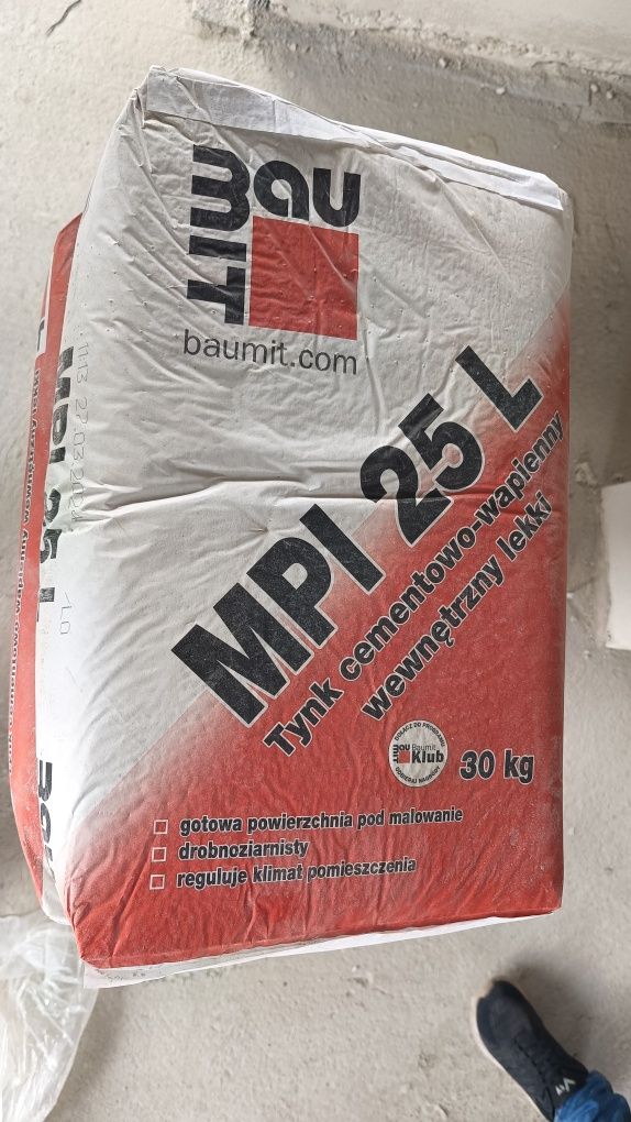 Tynk cementowo-wapienny baumit MPI 25 L