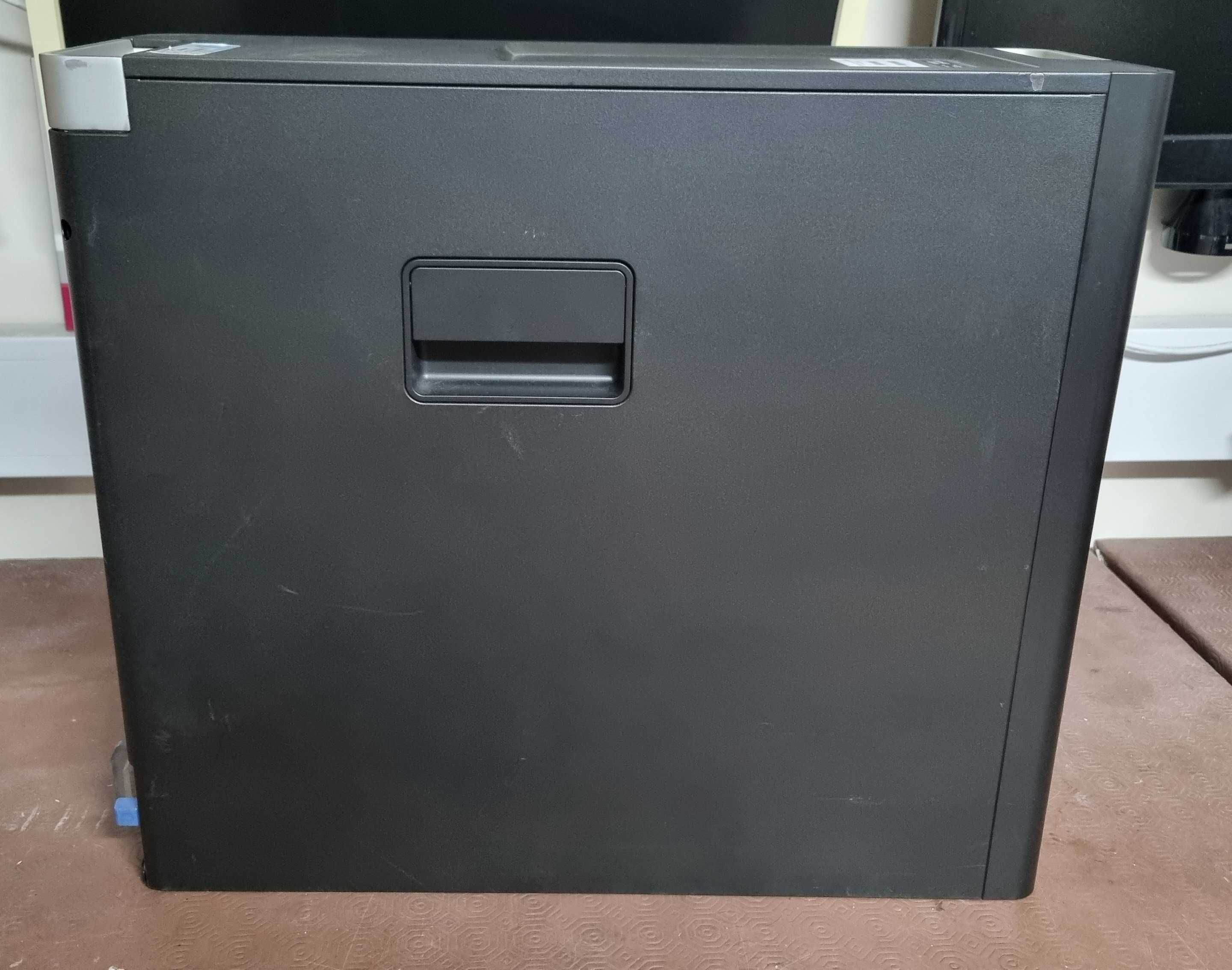 Dell T3600 / Xeon E5-1620 / 32GB / 256SSD / Quadro K4000
