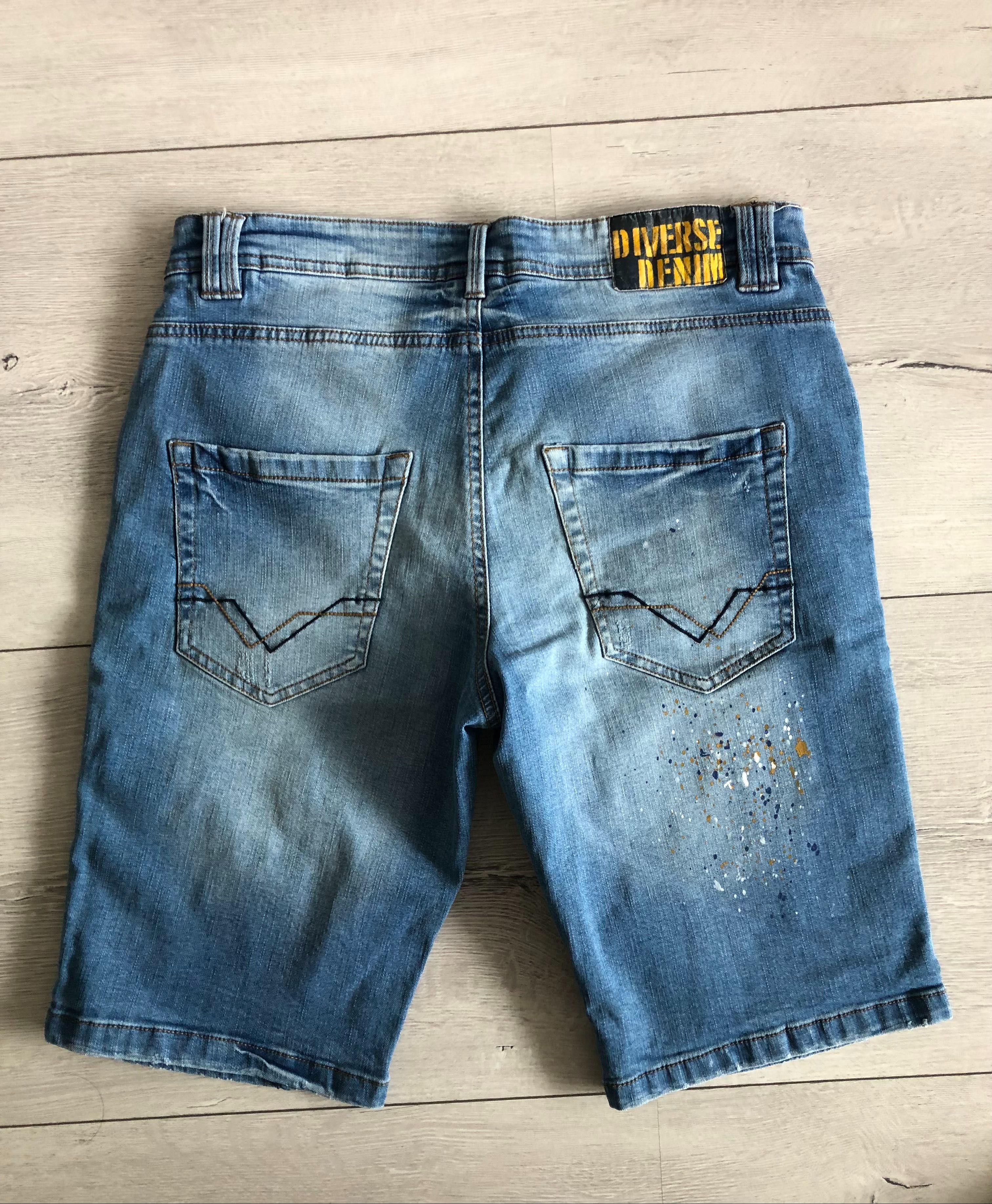 Diverse r. 31 - męskie krótkie spodenki jeansowe