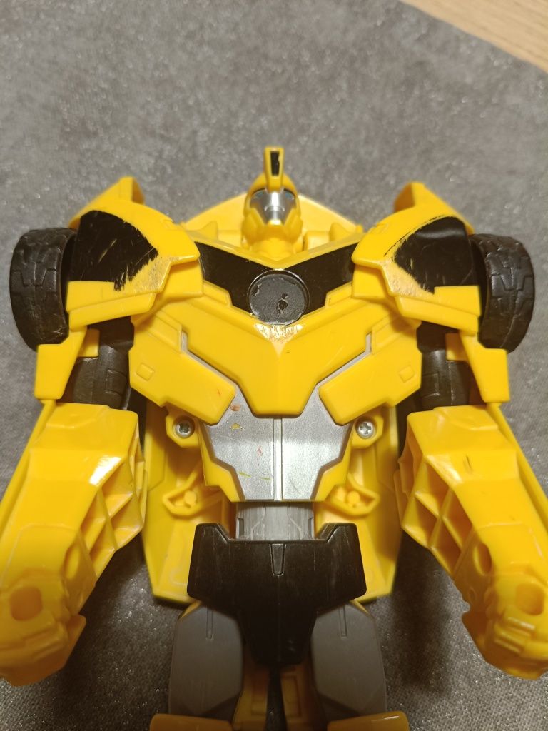 Transformers hasbro bumblebee