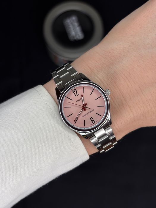 Жіночий годинник Casio женские часы