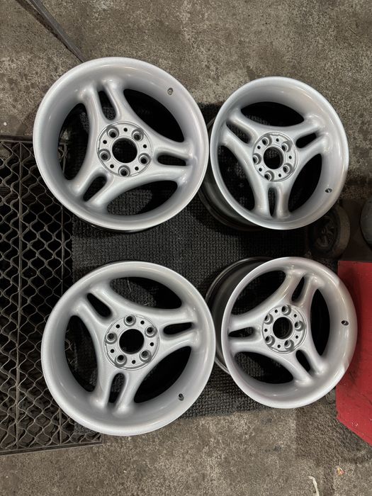 Felgi Bmw 17 styling 38 8j et23 9j et20