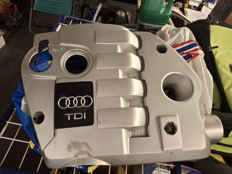 Tampa de motor audi PD