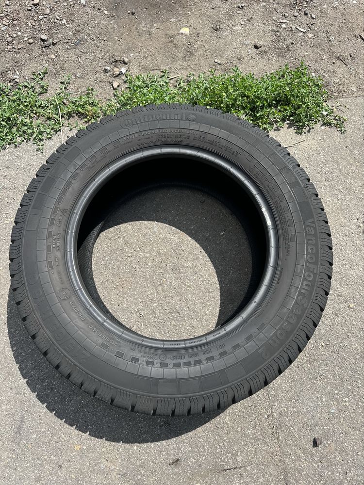 215/65 R16C 109/107R Continental VancoFourSeason 2 /всесезон/комплект/