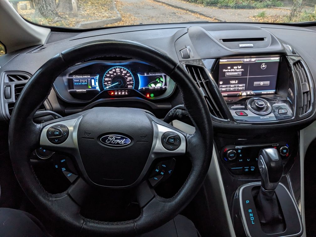 Продам авто Ford c-max plug-in hybrid 2015 року