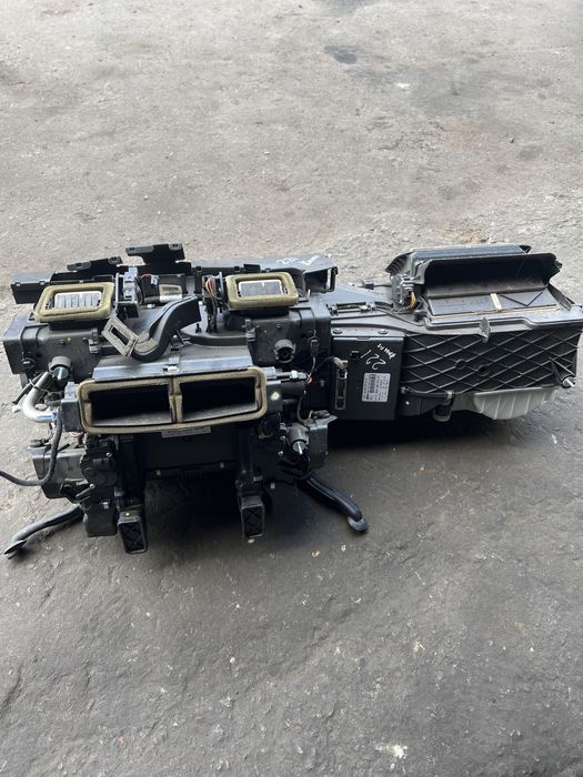 Печка, моторчик, корпус, радиатор Mercedes W221