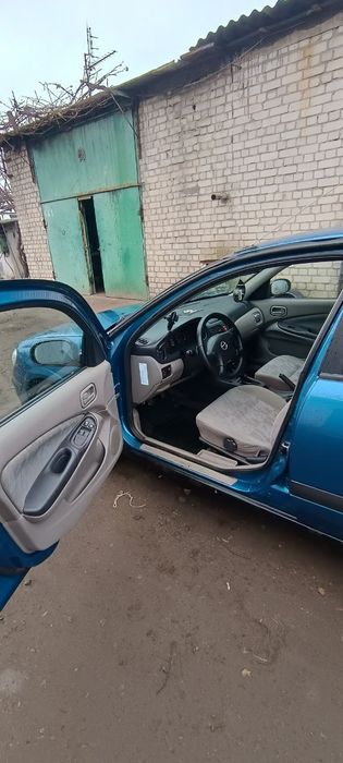 Продам нісан алмера