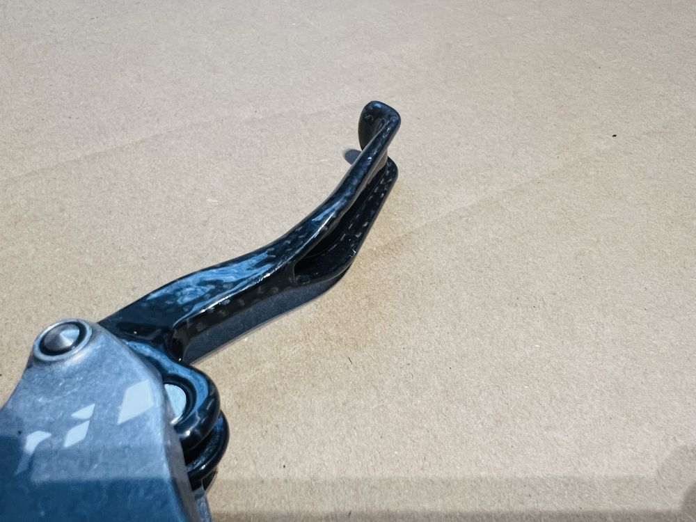 Hamulce hydrauliczne tarczowe GIANT ROOT SL Klamki CARBON Zaciski NOWE