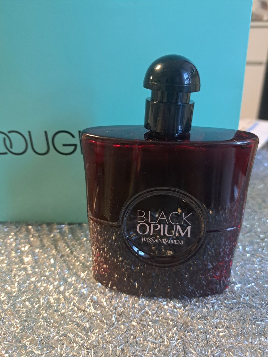 Perfumy Yves Saint Laurent Opium over red. Poj.100ml