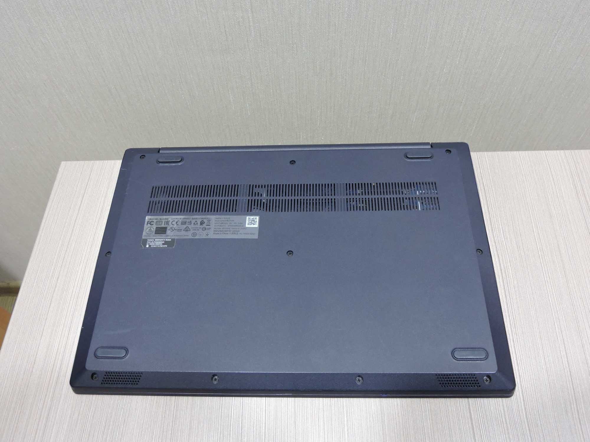 Lenovo Ideapad 3/15.6” FullHD IPS/i5 1155G7/20GB/SSD 512/Iris Graphics