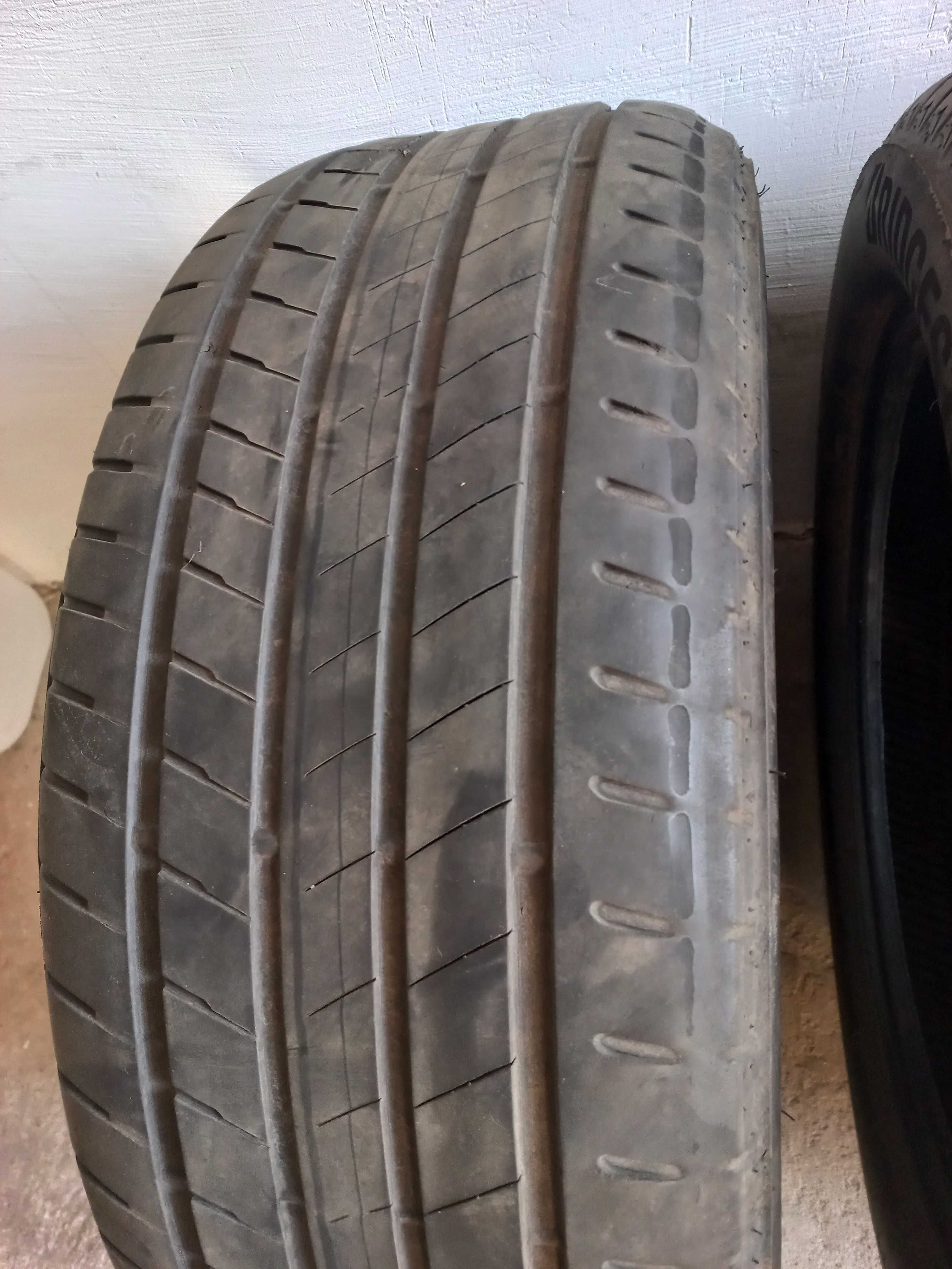 Шини Bridgestone 245/50/R19 RFT