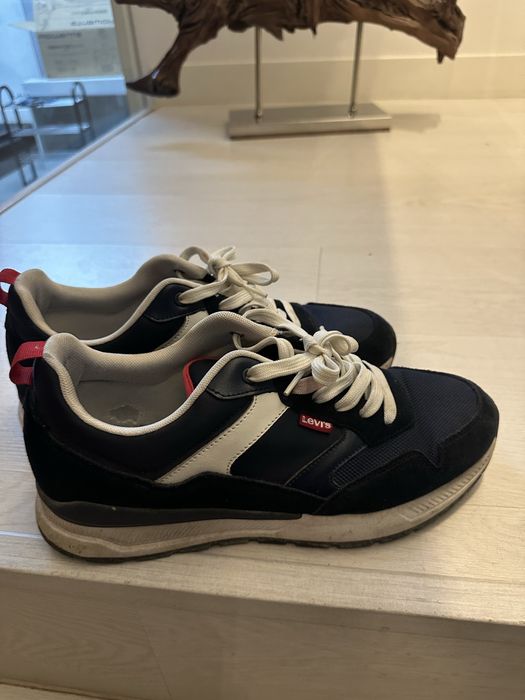 Tenis levis homem 43