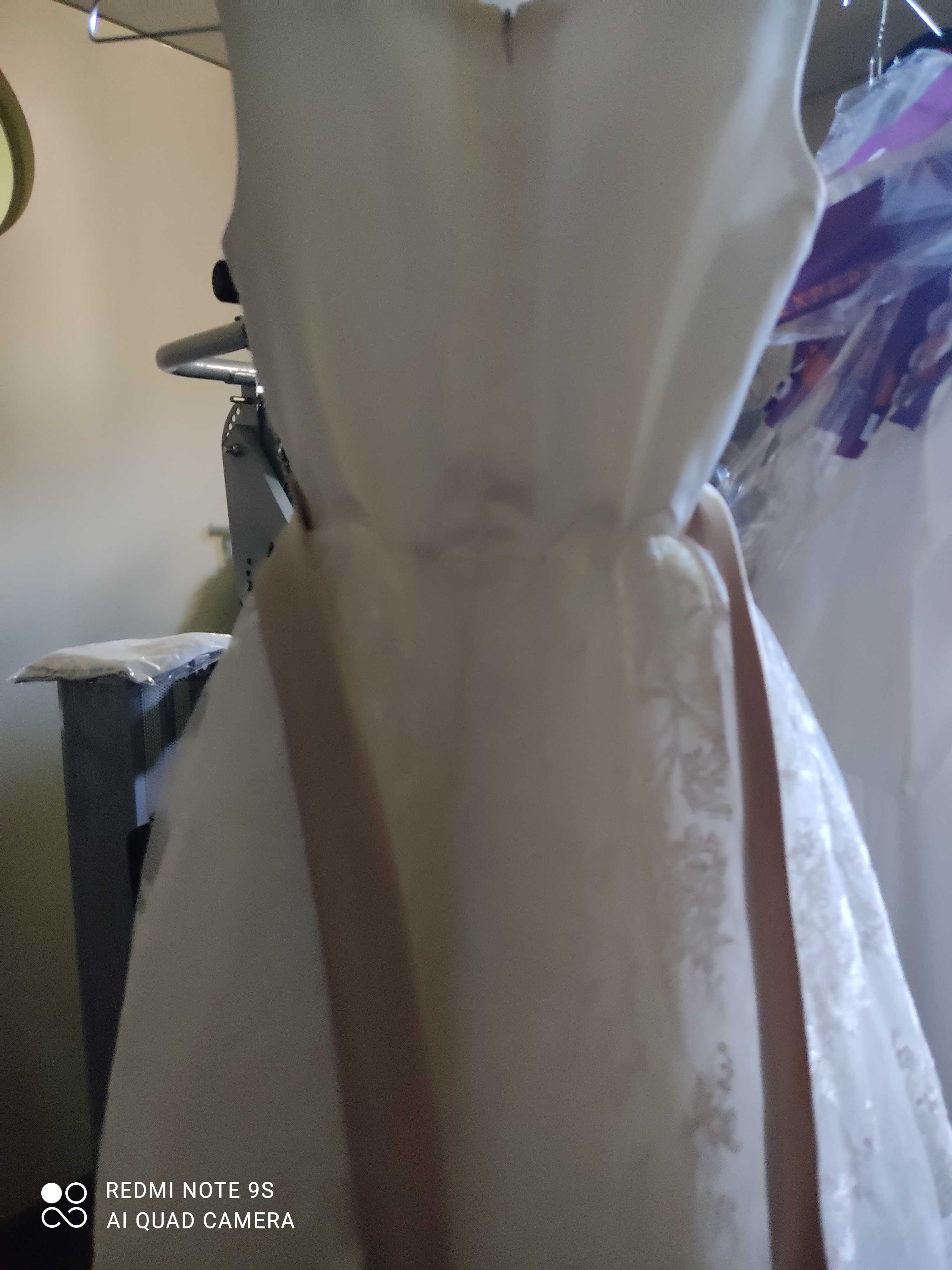 Vestidos criança para cerimónia novos apenas 40€ cada TAM 10-12 anos