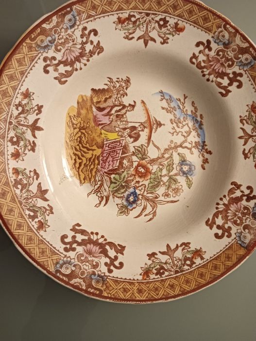 Porcelana Antiga e Rara	Prato fundo - Chinez	GILMAN & C.ta  SACAVÉM*