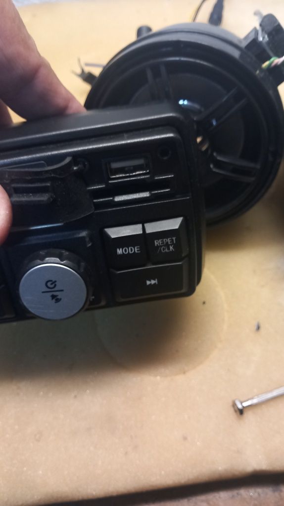 Radio moto com colunas