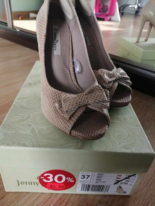 buty 37 szpilki beż