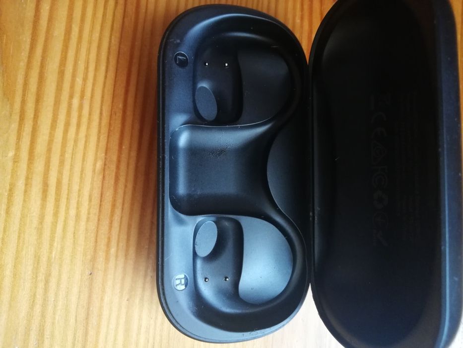 зарядний блок для навушників HiFuture