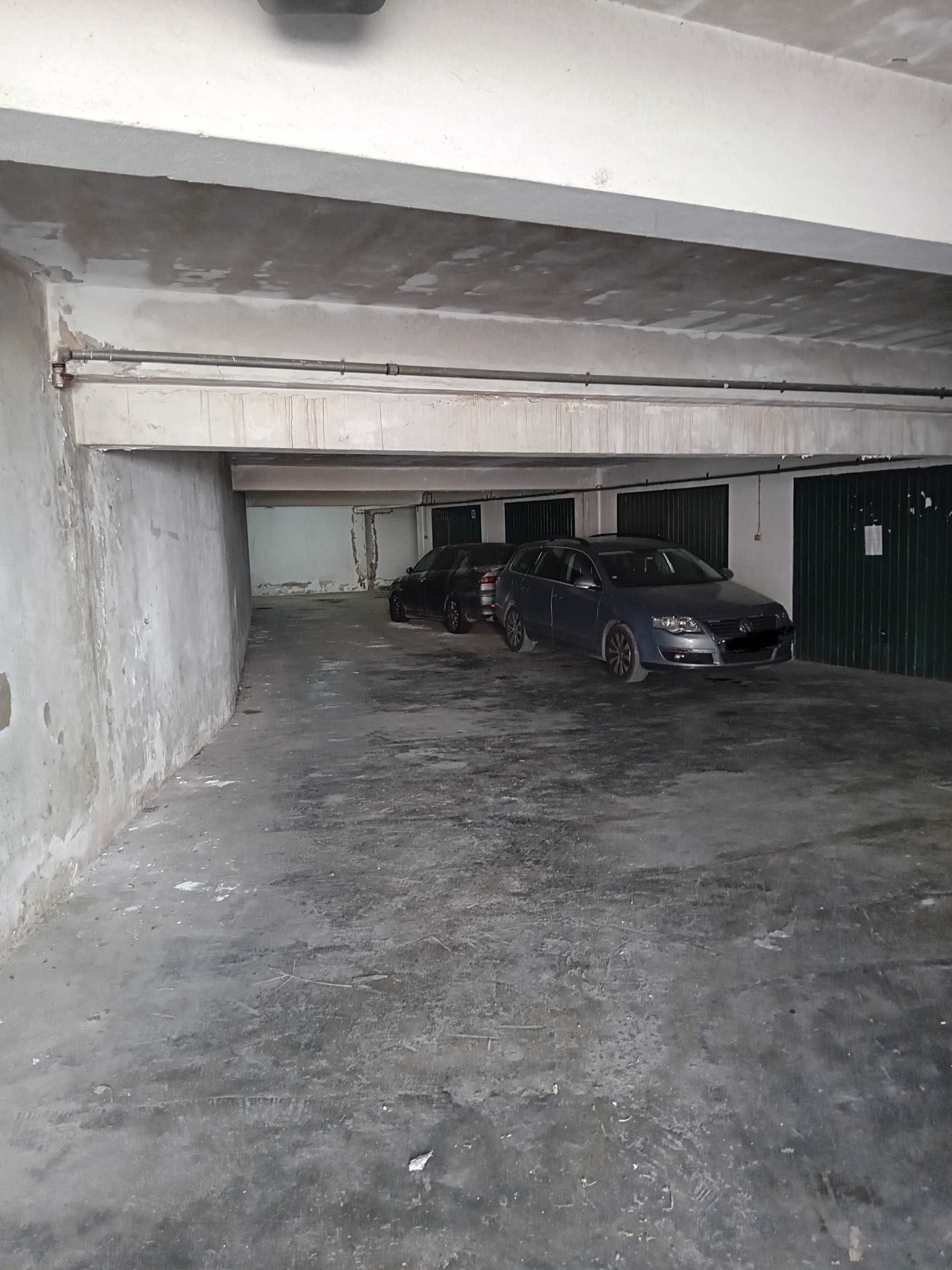 Garagem com 16 m2