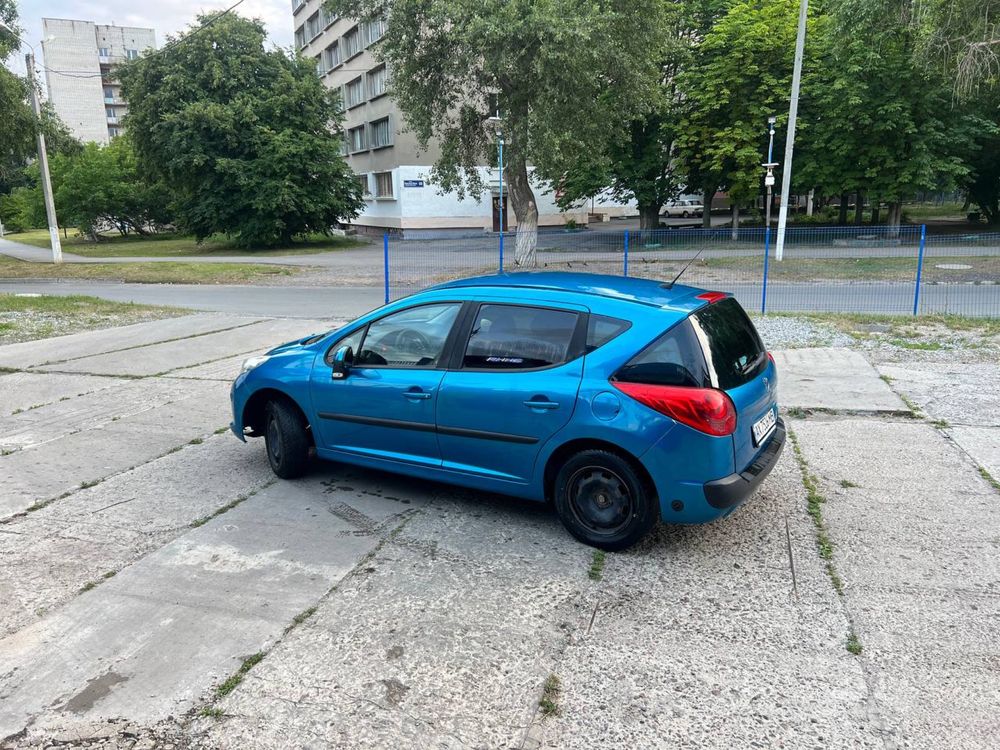 Пежо 207 1.4 газ бензин