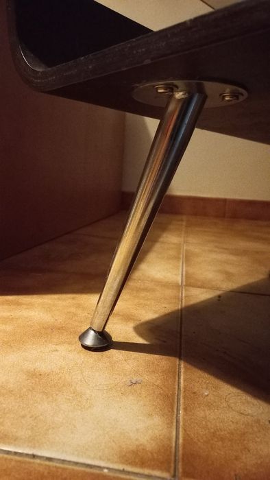 Mesa de Centro Moderna com Tampo de Vidro