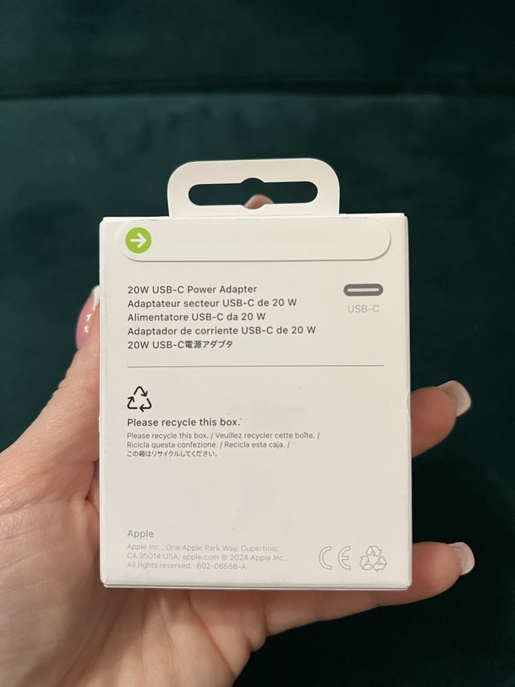 USB-C adapter apple
