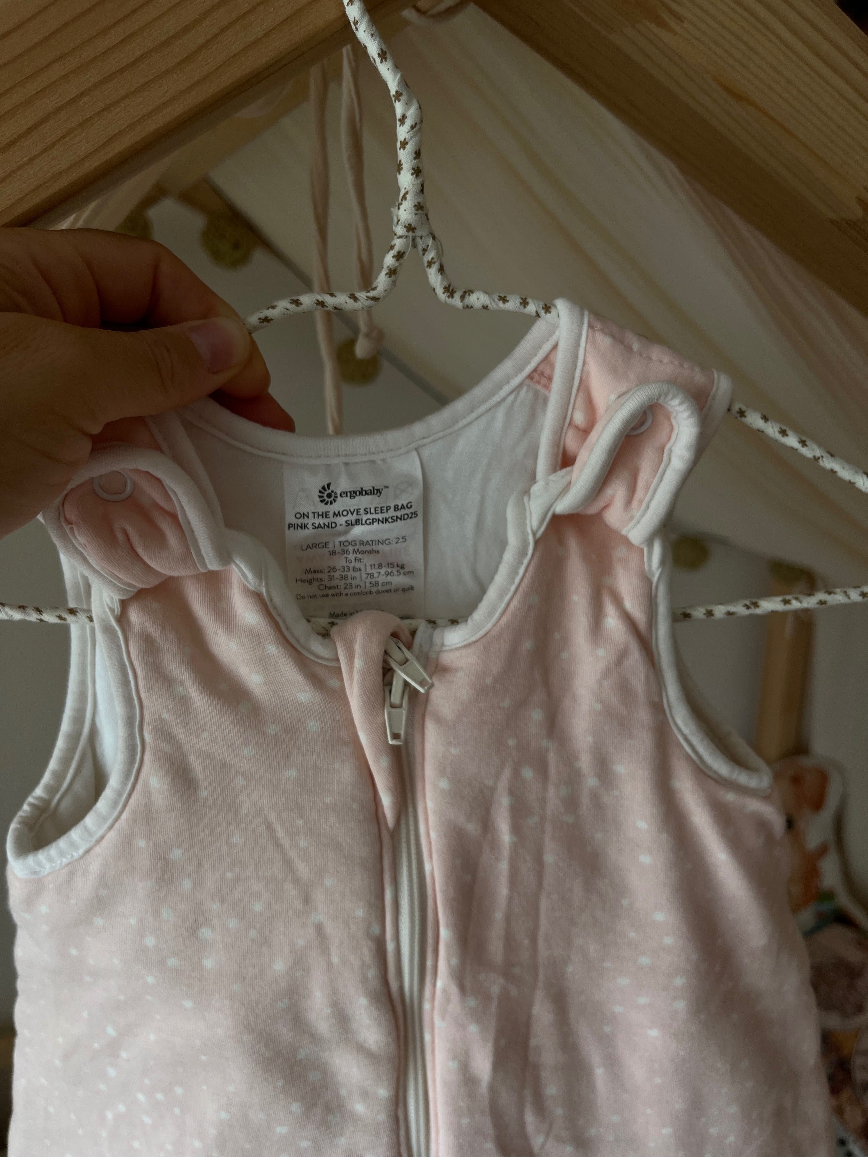 Ergobaby - Saco Dormir On The Move - (18-36 Meses) TOG 2.5 - Pink Sand