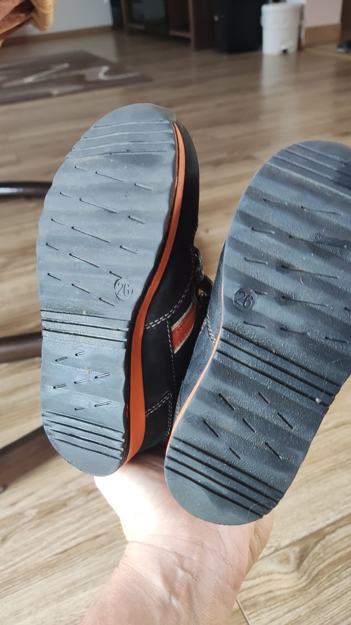 Skórzane sneakersy Lasocki kids granatowe rozm.  26