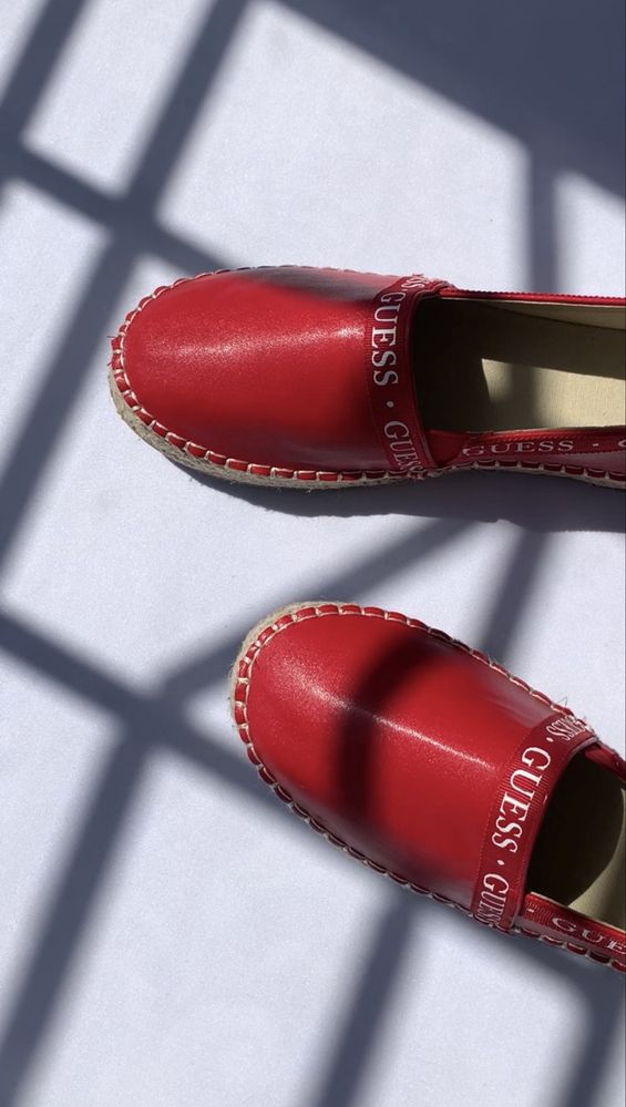 GUESS ОРИГІНАЛ. Нові жіночі босоніжки мокасини балетки 41