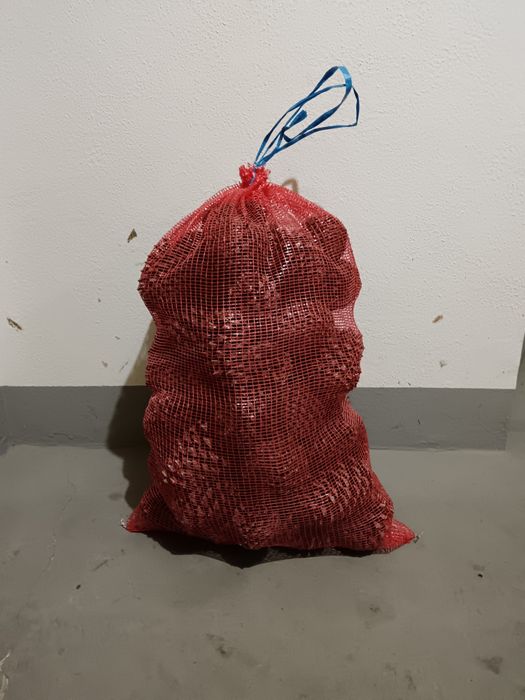 Sacas de pinhas para lareira